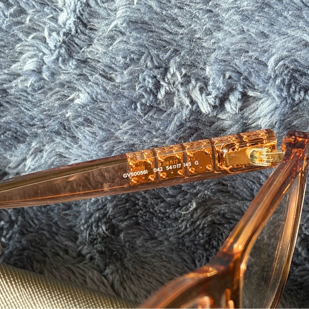 Givenchy Amber Rectangular Glasses - image 4